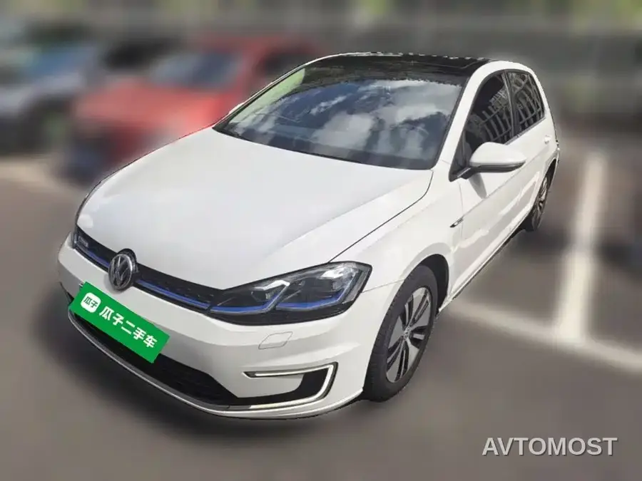 Volkswagen Golf Electric 2020 Chi