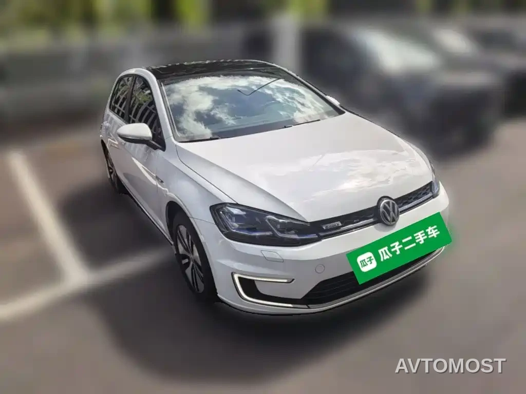 Volkswagen Golf Electric 2020 Chi — фото 22