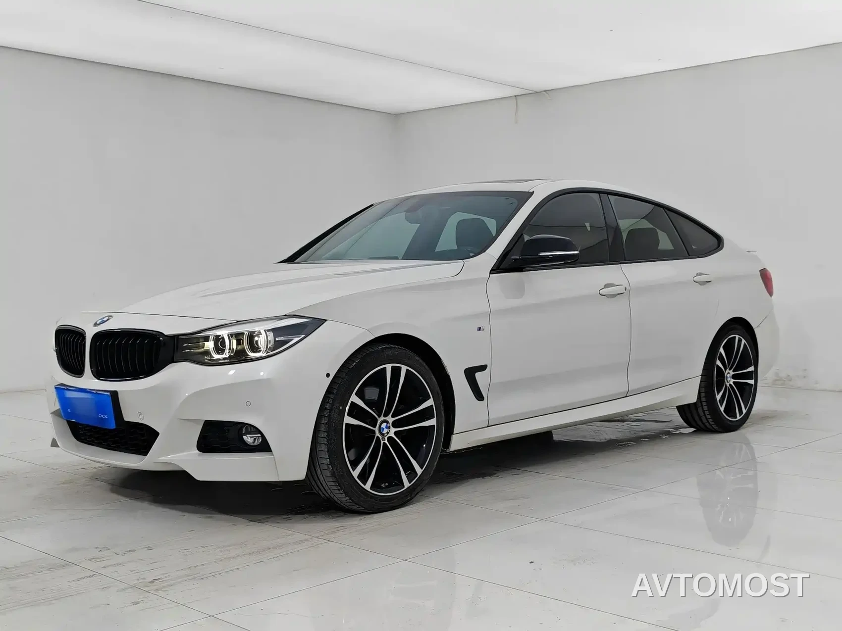 BMW 3 Series GT 2020 330i M Sport Night Edition — фото 1