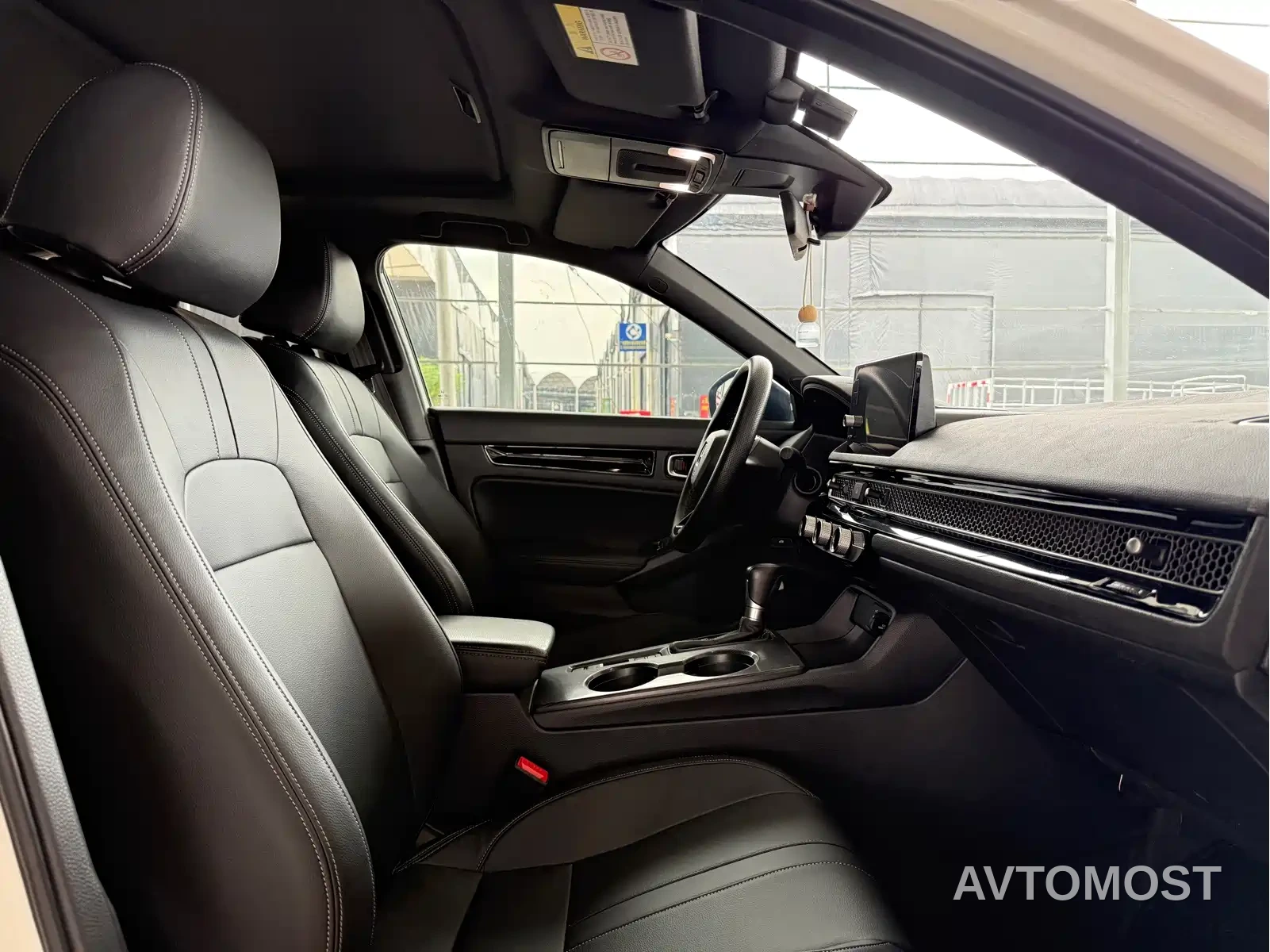 Honda Civic 2022 240TURBO CVT Sport Edition — фото 15