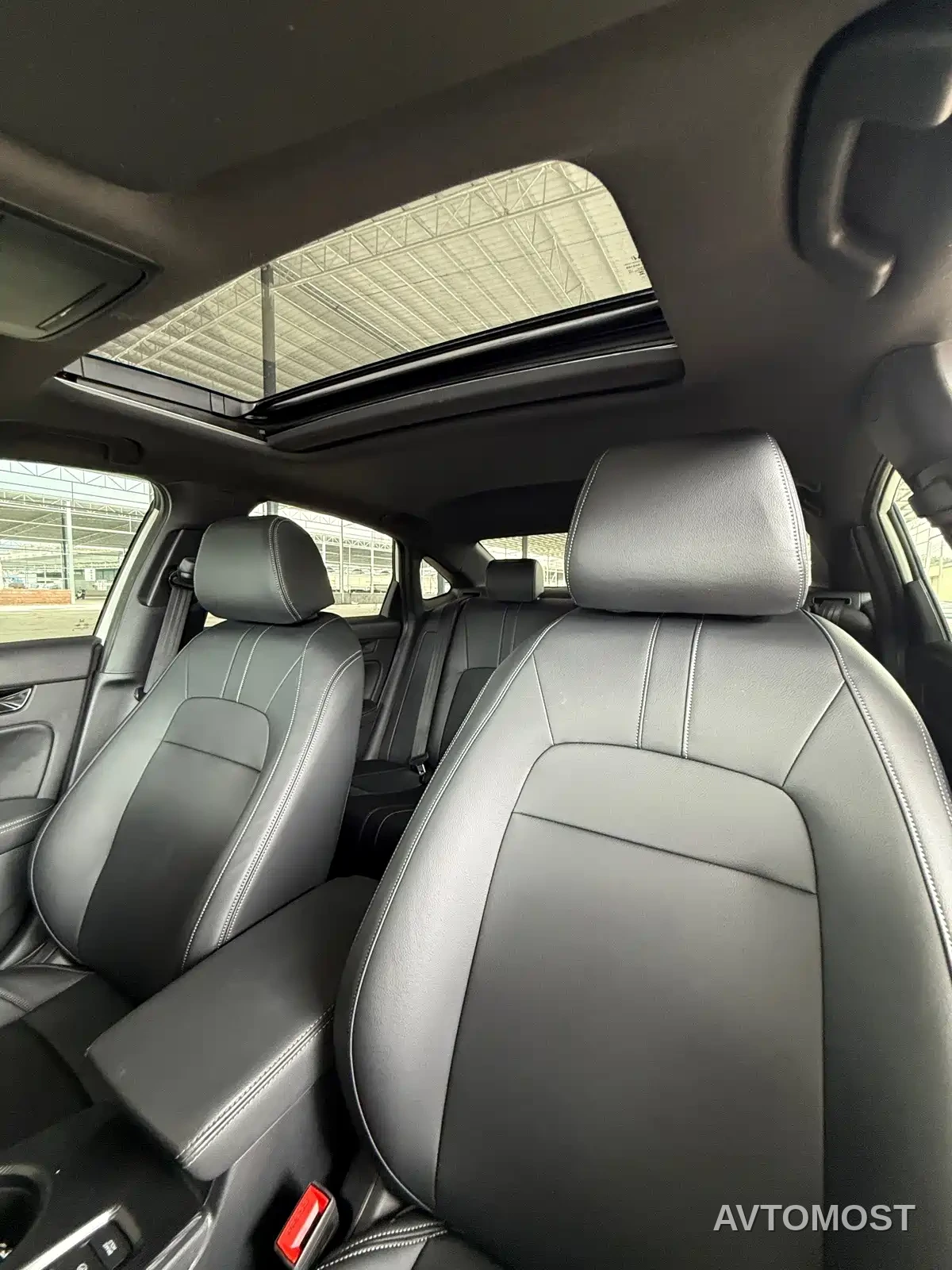 Honda Civic 2022 240TURBO CVT Sport Edition — фото 25