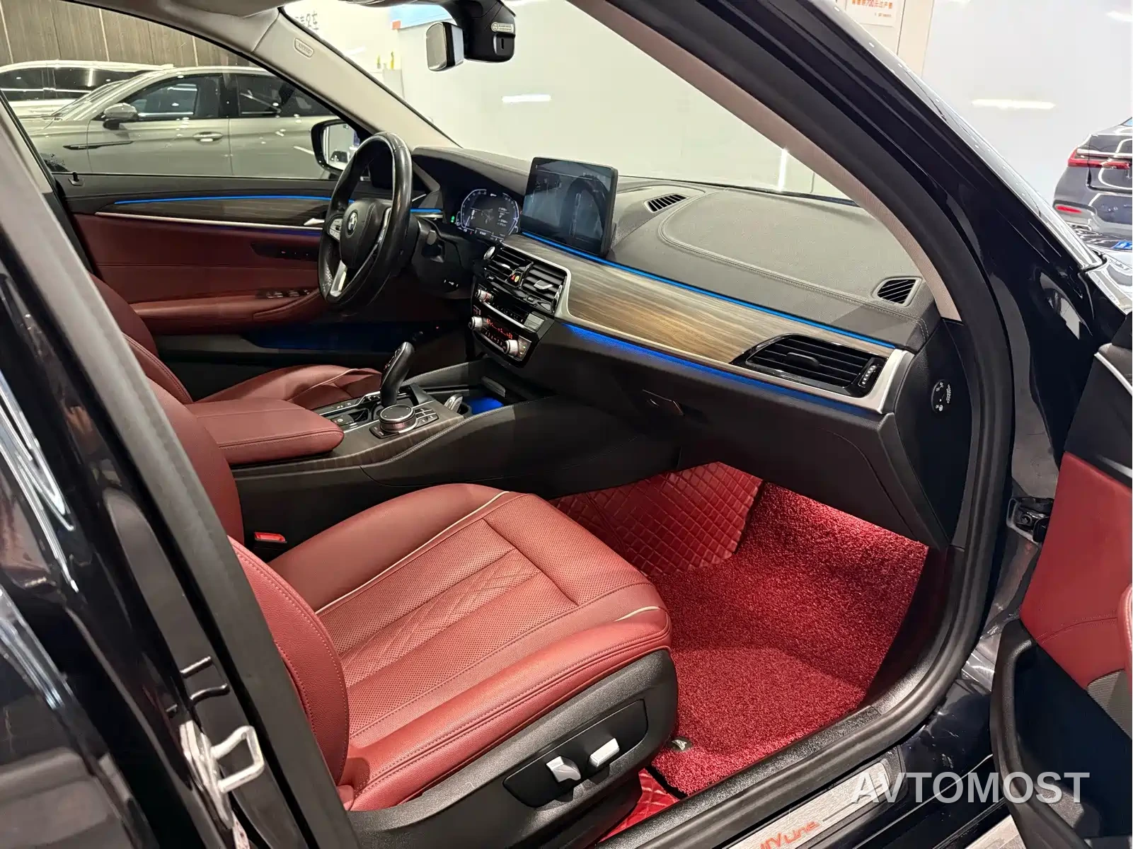 BMW 5 Series New Energy 2021 Facelift 535Le Luxury Package — фото 6