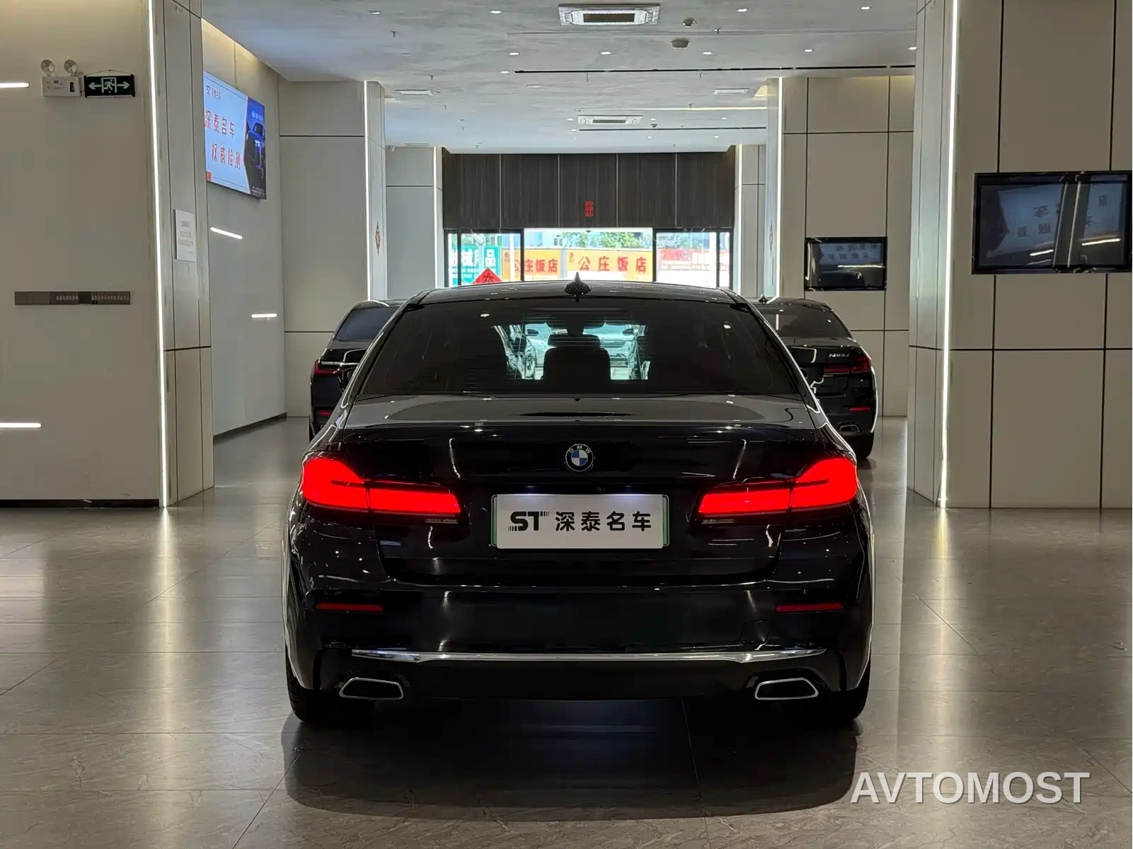 BMW 5 Series New Energy 2021 Facelift 535Le Luxury Package — фото 9