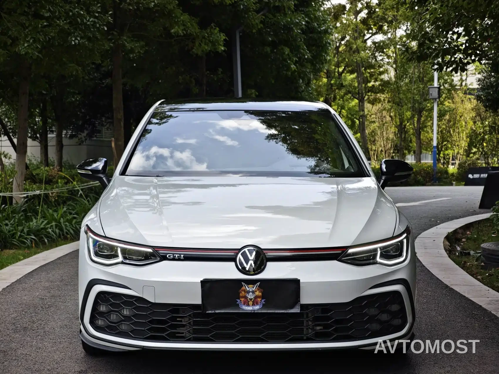 Volkswagen Golf GTI 2023 380TSI DSG GTI — фото 2
