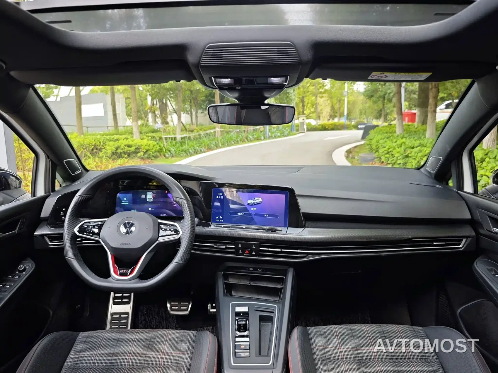 Volkswagen Golf GTI 2023 380TSI DSG GTI — фото 14