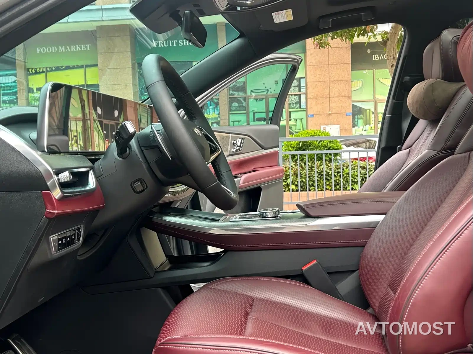 Cadillac XT5 2025 Model 2.0T Platinum — фото 20