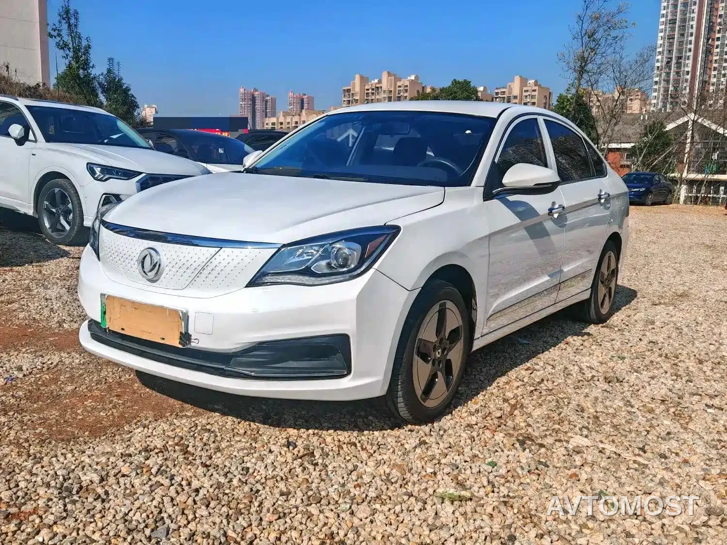 Dongfeng Fengshen E70 2021 500 Deluxe Edition — фото 1