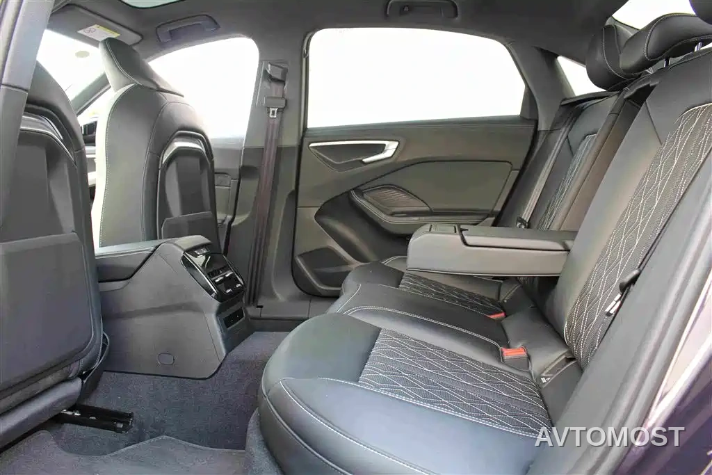 Audi A5L 2025 2.0T Sport Edition Plus — фото 11