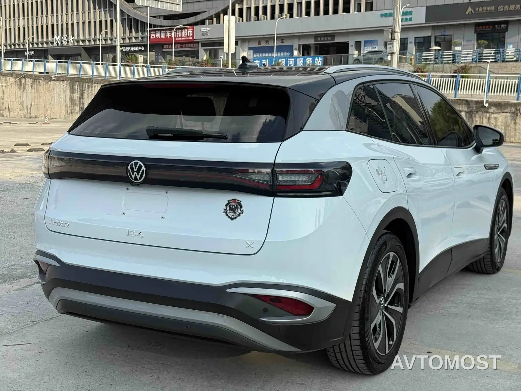 Volkswagen ID.4 X 2023 Pure Smart Edition — фото 5
