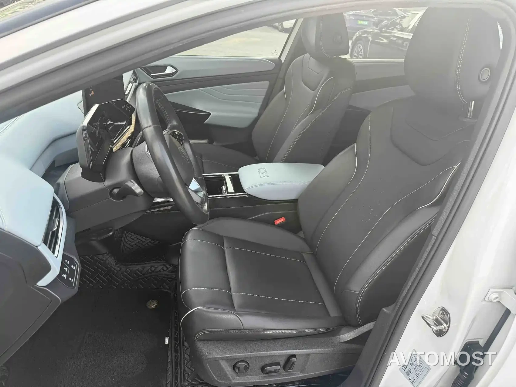 Volkswagen ID.4 X 2023 Pure Smart Edition — фото 6