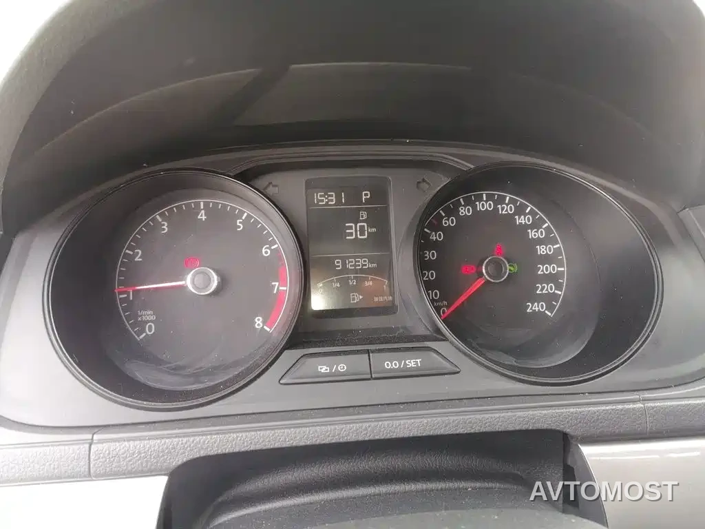 Volkswagen Lavida 2019 Lavida Start 1.5L Auto Trend (China VI) — фото 8