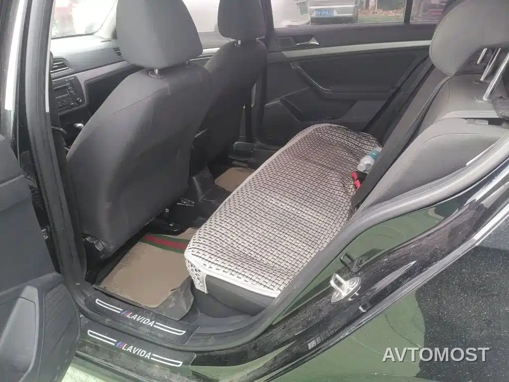 Volkswagen Lavida 2019 Lavida Start 1.5L Auto Trend (China VI) — фото 12
