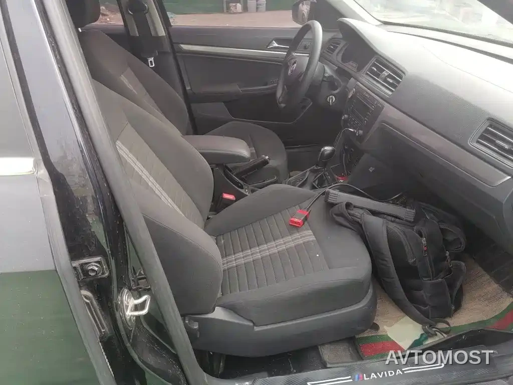 Volkswagen Lavida 2019 Lavida Start 1.5L Auto Trend (China VI) — фото 19