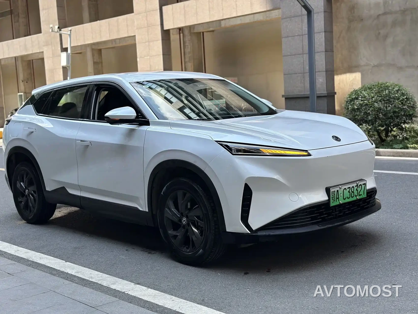 Dongfeng Aeolus SKY EV01 2023 Model 445km PRO — фото 3