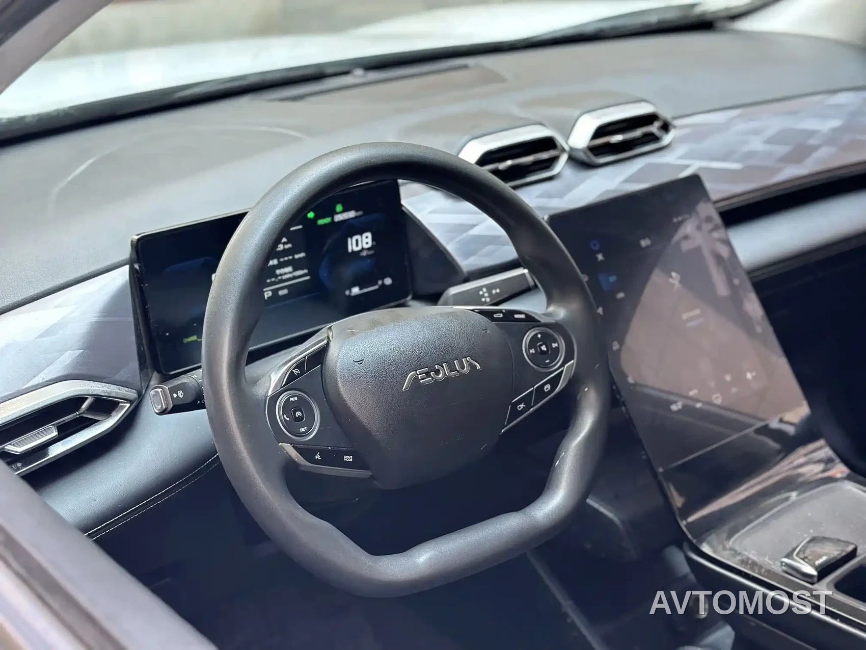 Dongfeng Aeolus SKY EV01 2023 Model 445km PRO — фото 4