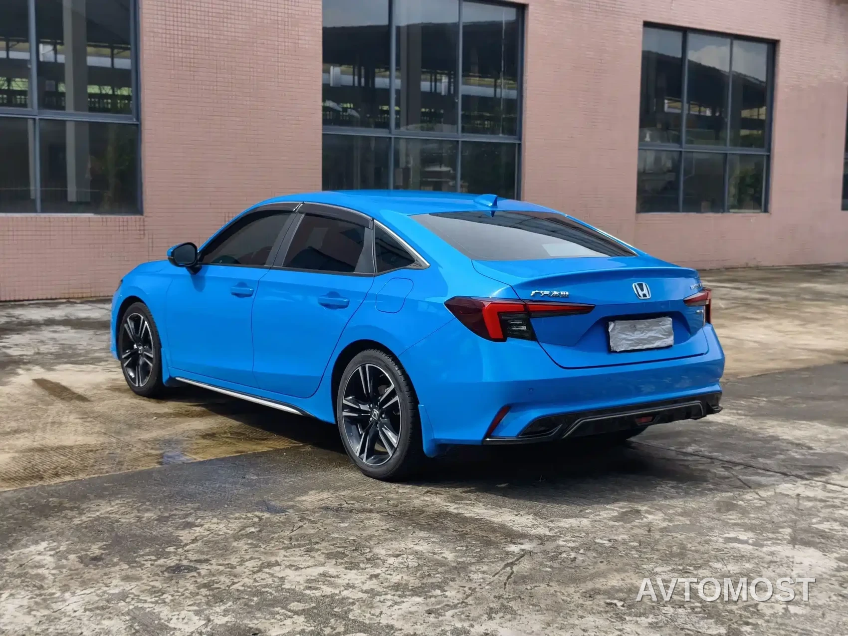 Honda Integra 2025 Model 2.0L e:HEV Sharp·Tech Edition — фото 6
