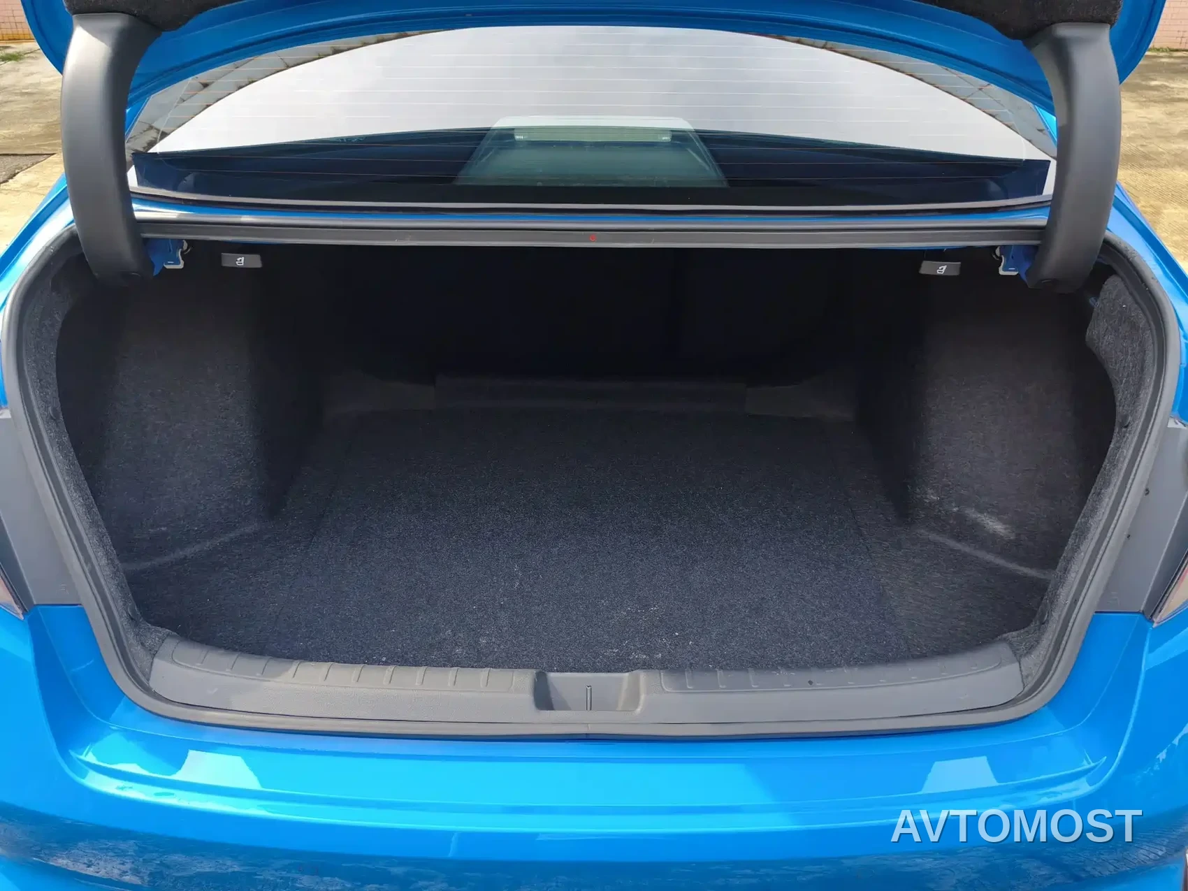 Honda Integra 2025 Model 2.0L e:HEV Sharp·Tech Edition — фото 22