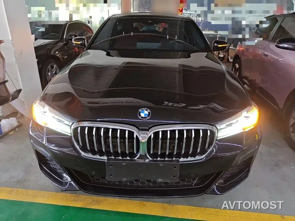 BMW 5 Series 2022 Facelift 525Li M Sport Package — фото 2