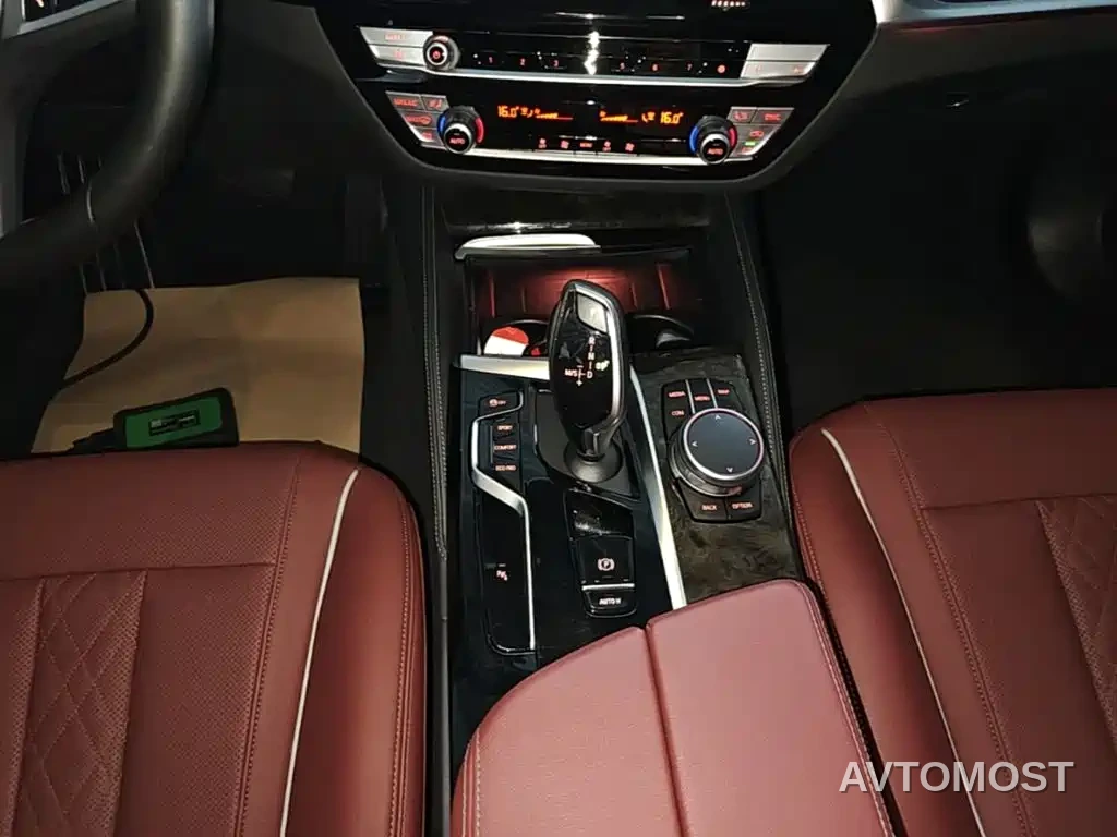 BMW 5 Series 2022 Facelift 525Li M Sport Package — фото 12