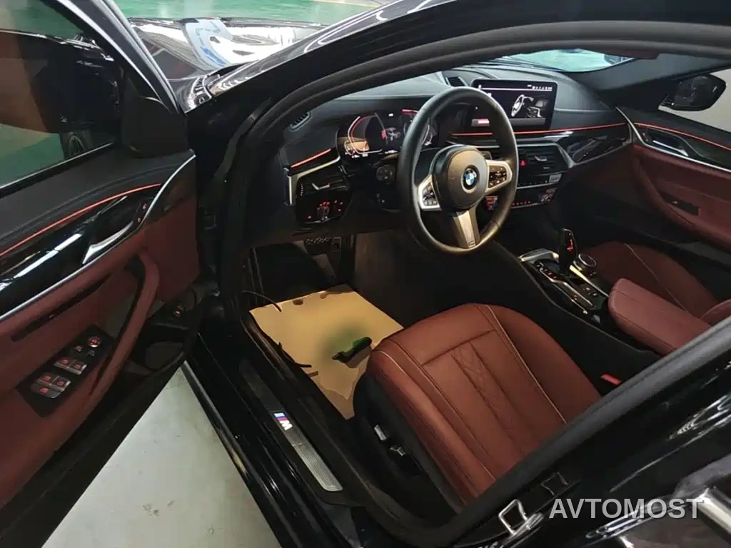 BMW 5 Series 2022 Facelift 525Li M Sport Package — фото 14