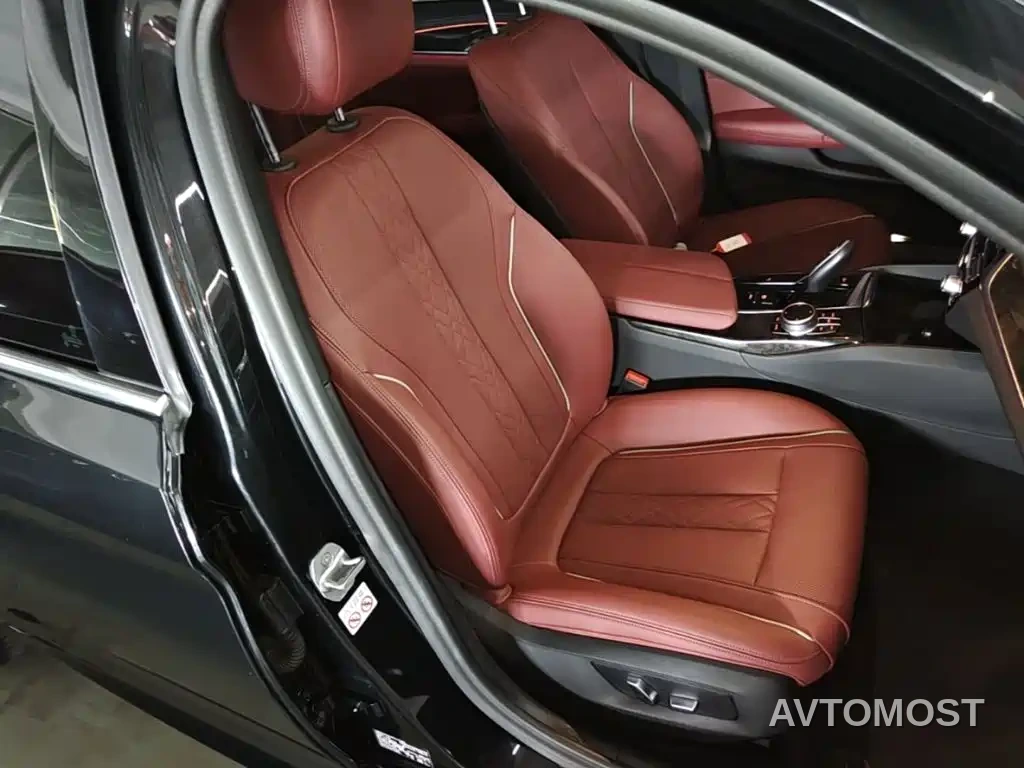 BMW 5 Series 2022 Facelift 525Li M Sport Package — фото 23