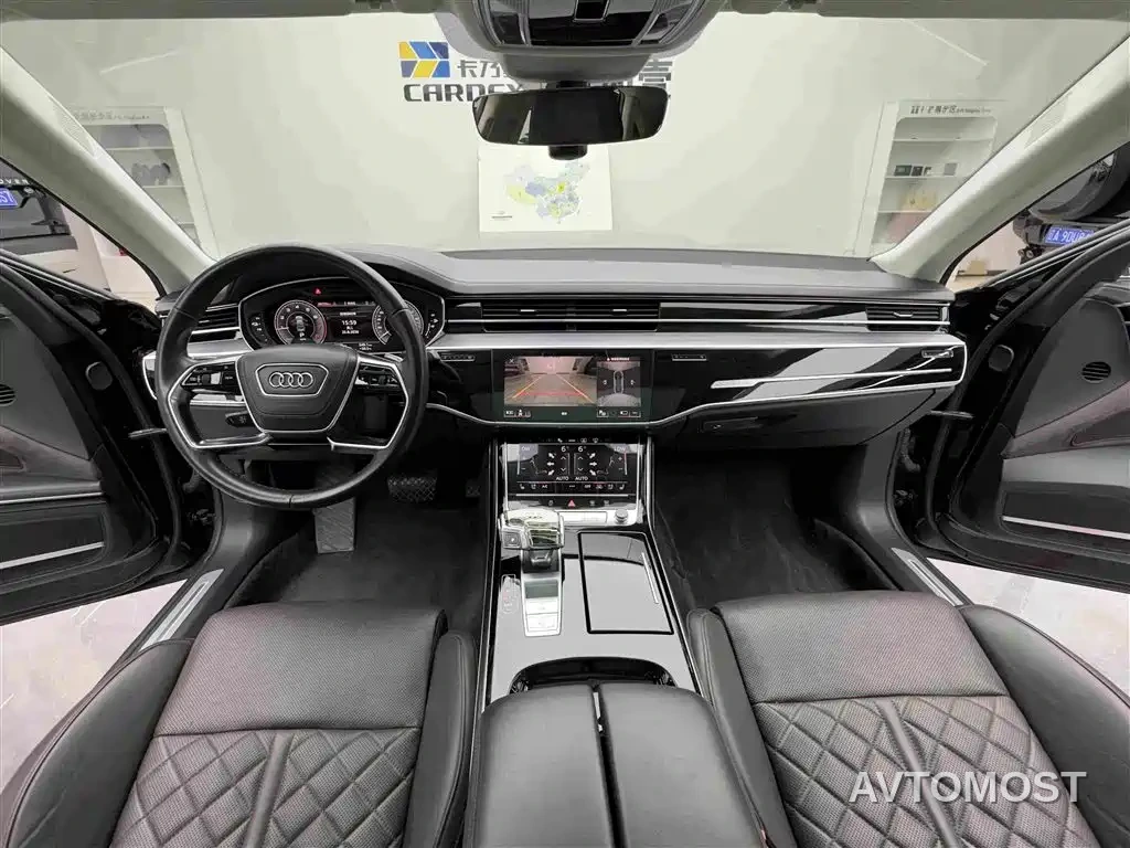 Audi A8 New Energy 2022 A8L 60 TFSIe quattro Collector's Edition — фото 7