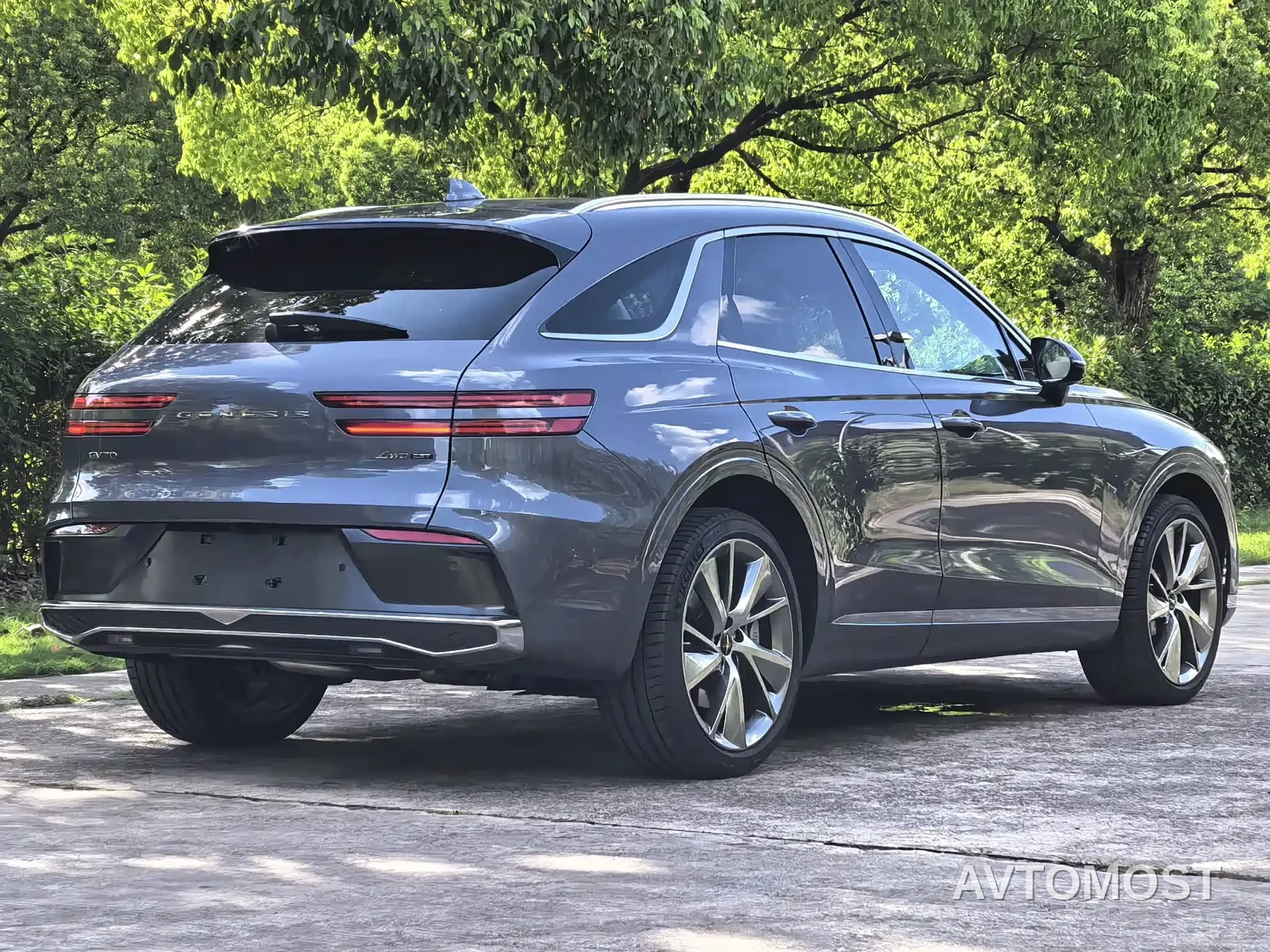 Genesis GV70 2025 2.5T 4WD Flagship Edition — фото 5
