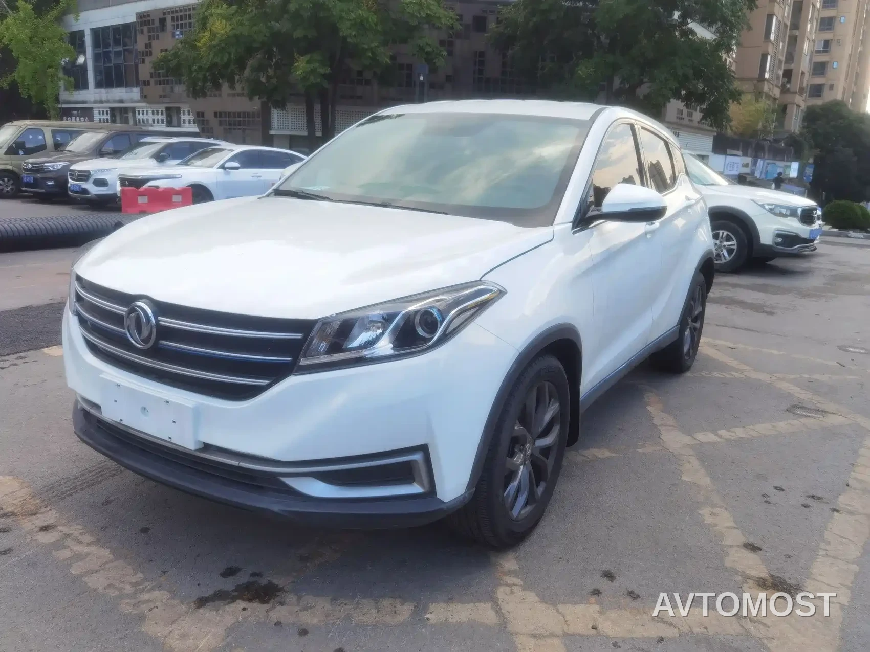 Dongfeng Fengguang E3 2019 EV Smart Joy Edition — фото 1