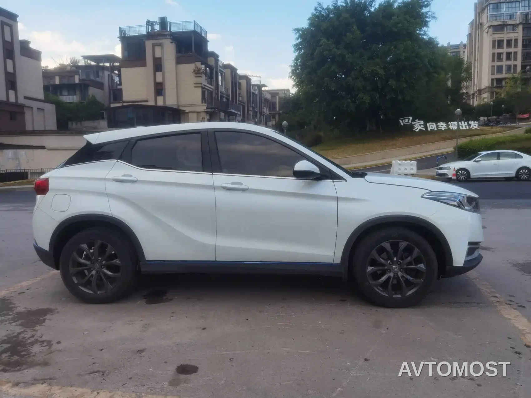 Dongfeng Fengguang E3 2019 EV Smart Joy Edition — фото 7