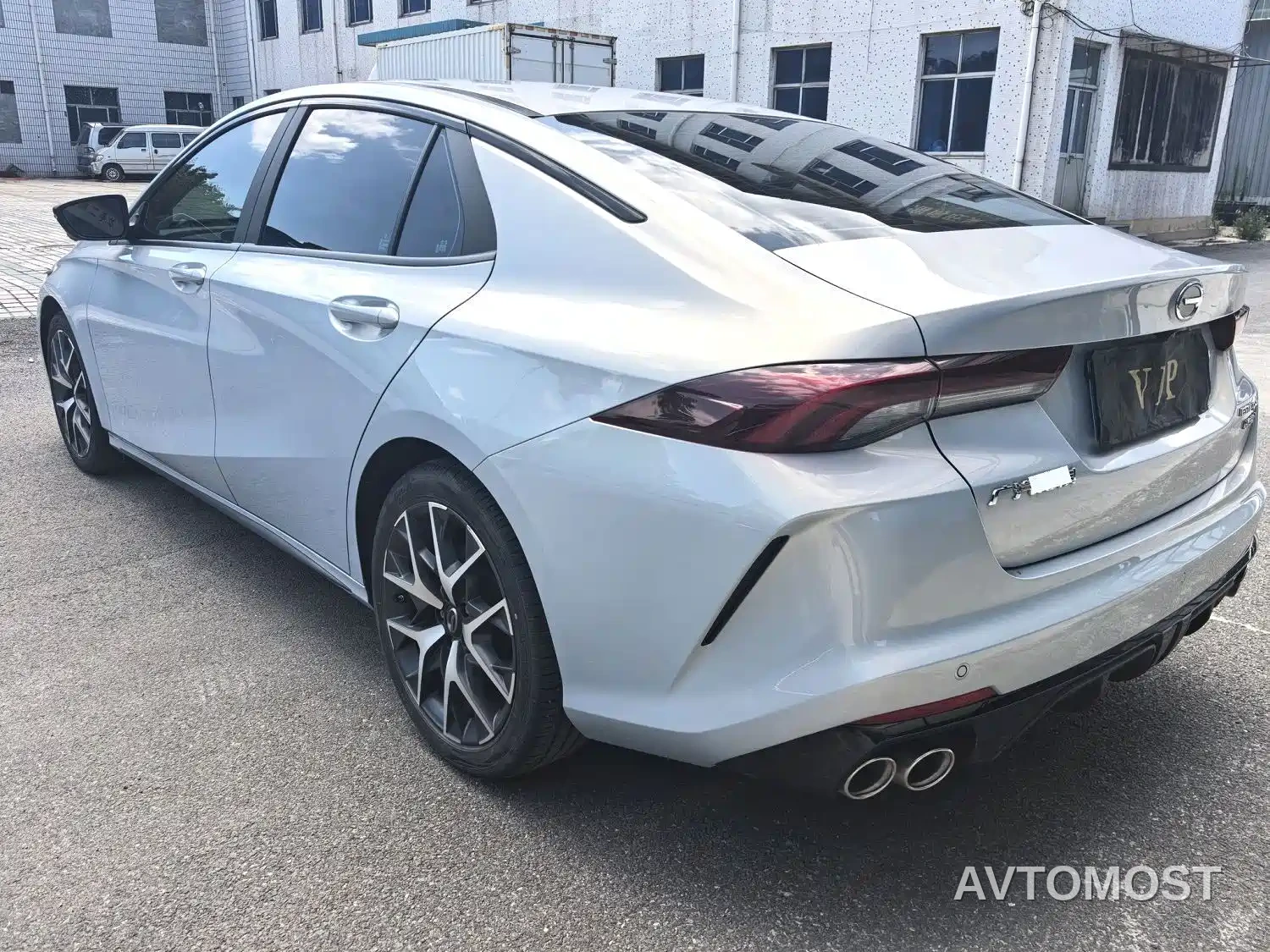 GAC Trumpchi Emkoo 2023 Shadow Leopard H High-Efficiency Hybrid — фото 7