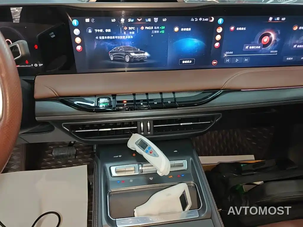 Lincoln Z 2024 2.0T 2WD Premium Hybrid — фото 10
