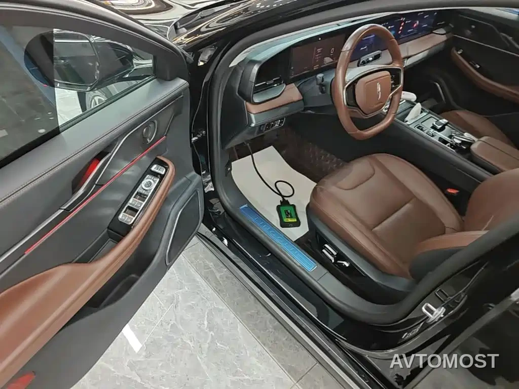 Lincoln Z 2024 2.0T 2WD Premium Hybrid — фото 12