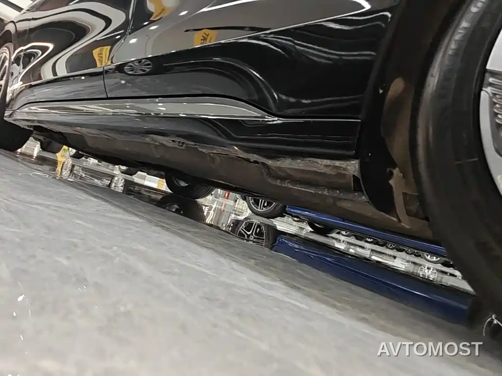 Lincoln Z 2024 2.0T 2WD Premium Hybrid — фото 17