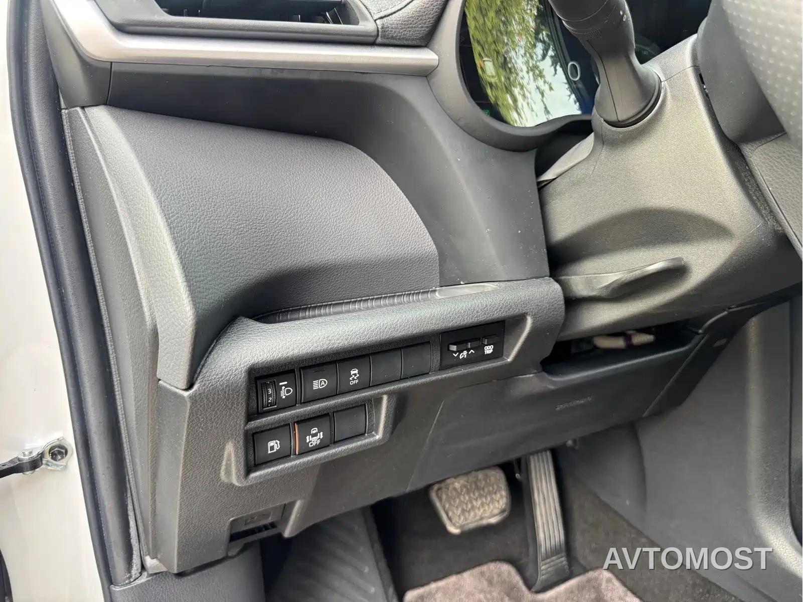 Toyota Sienna 2021 2.5L Hybrid Ultimate Edition — фото 10