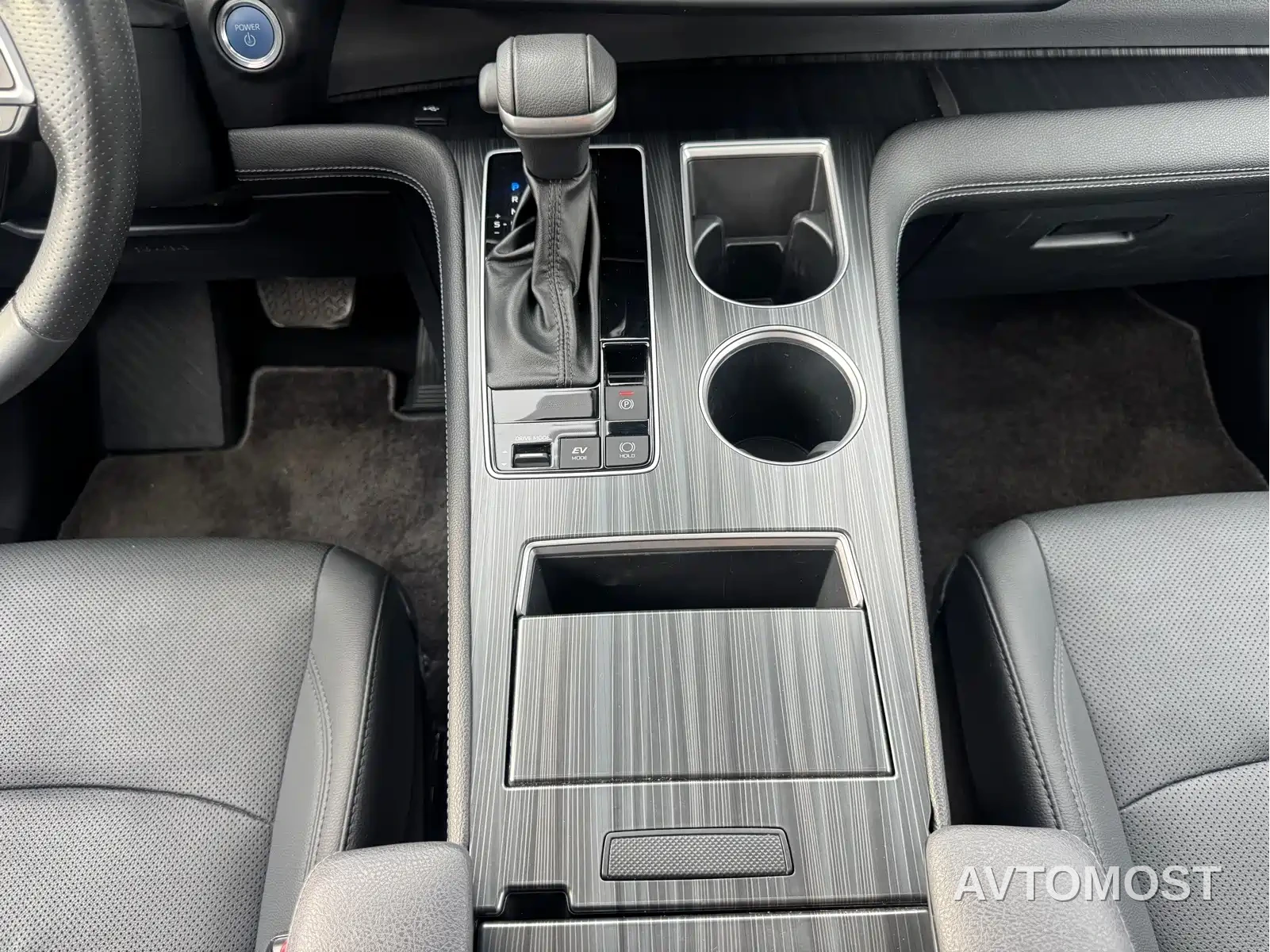Toyota Sienna 2021 2.5L Hybrid Ultimate Edition — фото 19