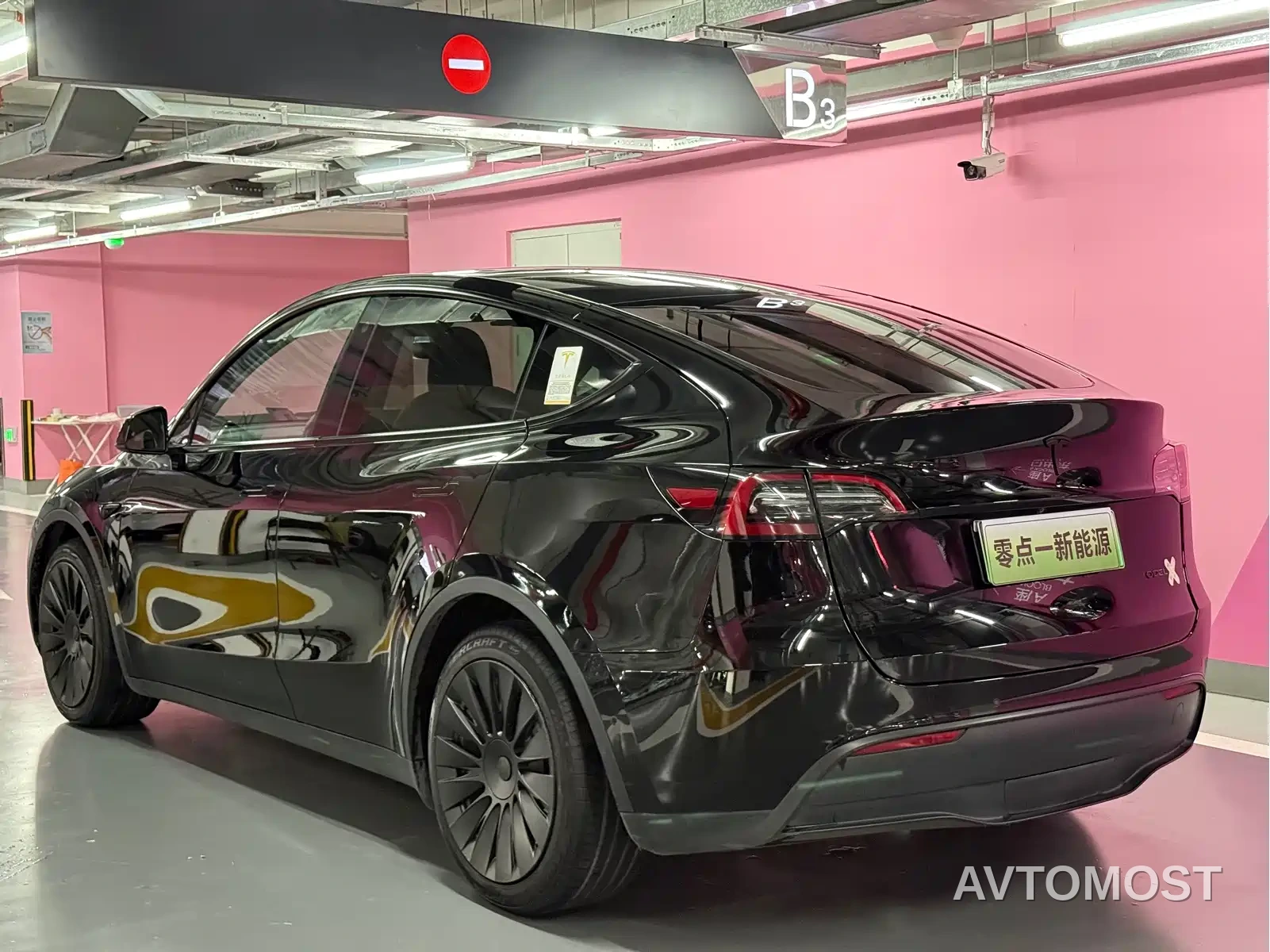Tesla Model Y 2021 Standard Range Rear-Wheel Drive — фото 4