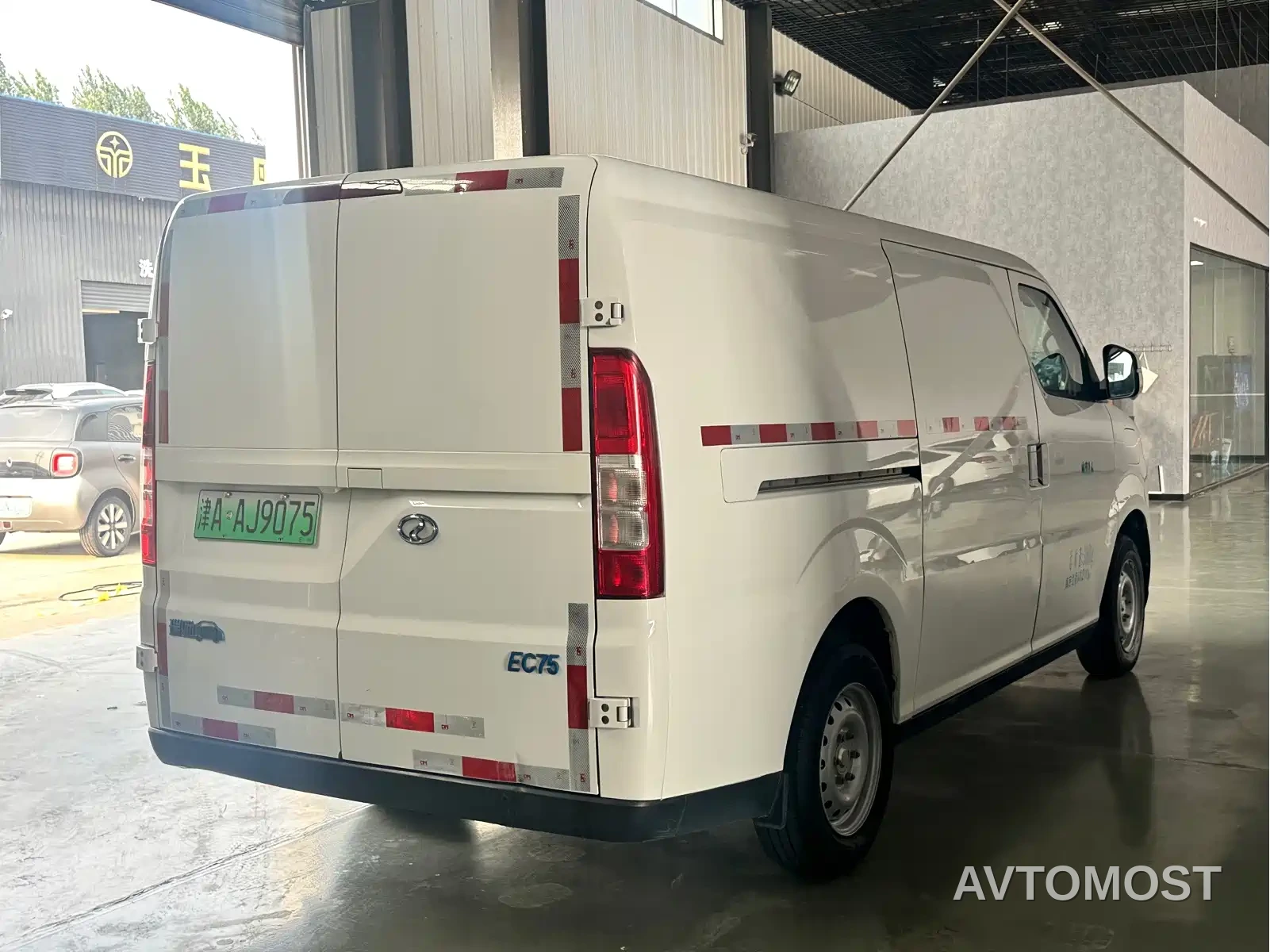 Ruichi New Energy EC75 2023 Pioneer II 41.86kWh — фото 7