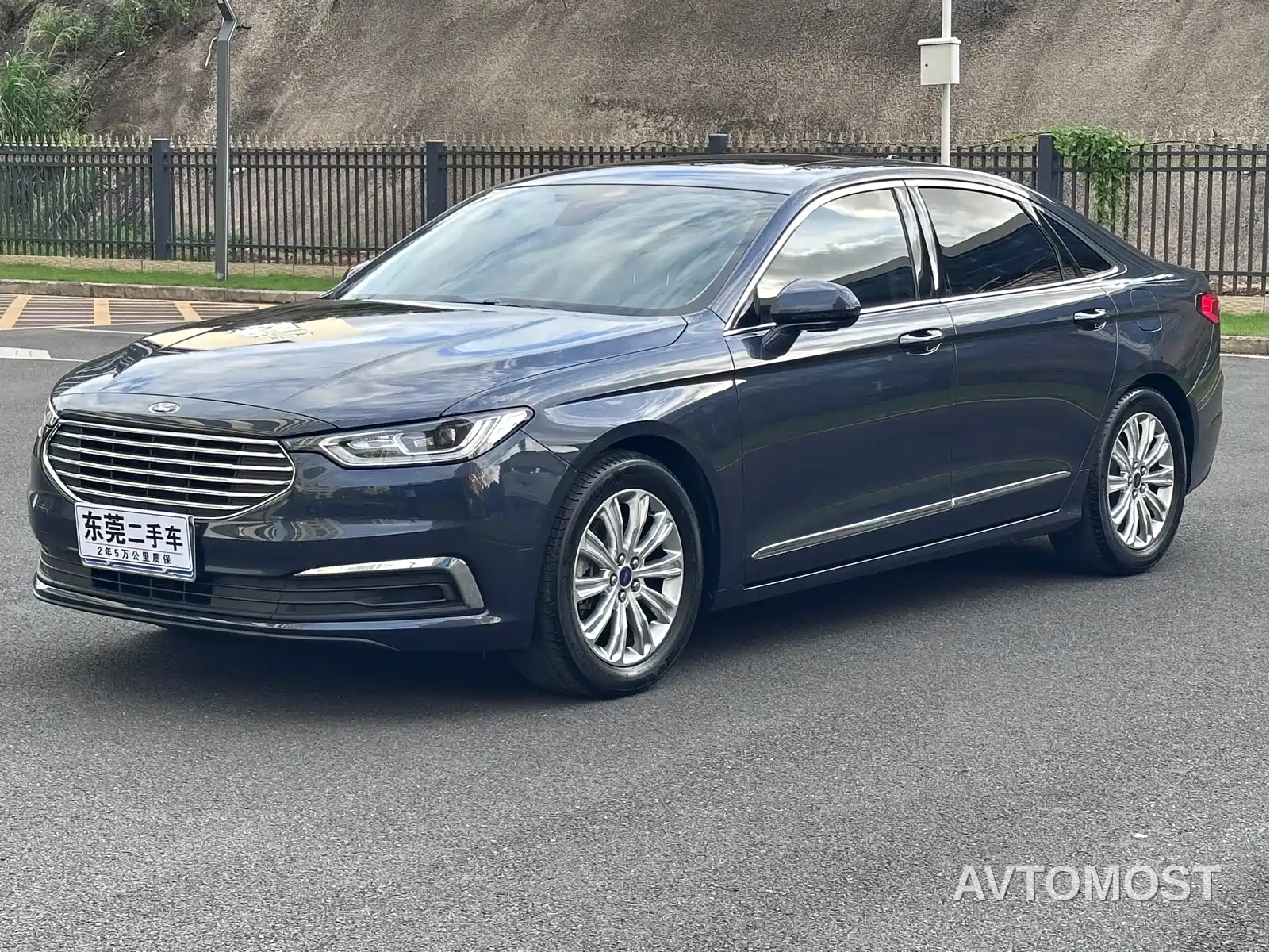 Ford Taurus 2019 EcoBoost 245 Enjoyment Edition — фото 1