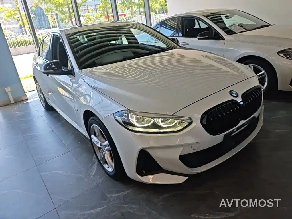 BMW 1 Series 2021 Facelift 120i M Sport Shadow Edition — фото 3