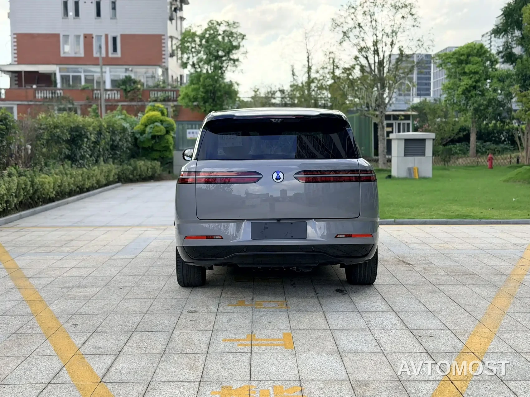 Denza N8L 2026 Model Prestige Edition — фото 20