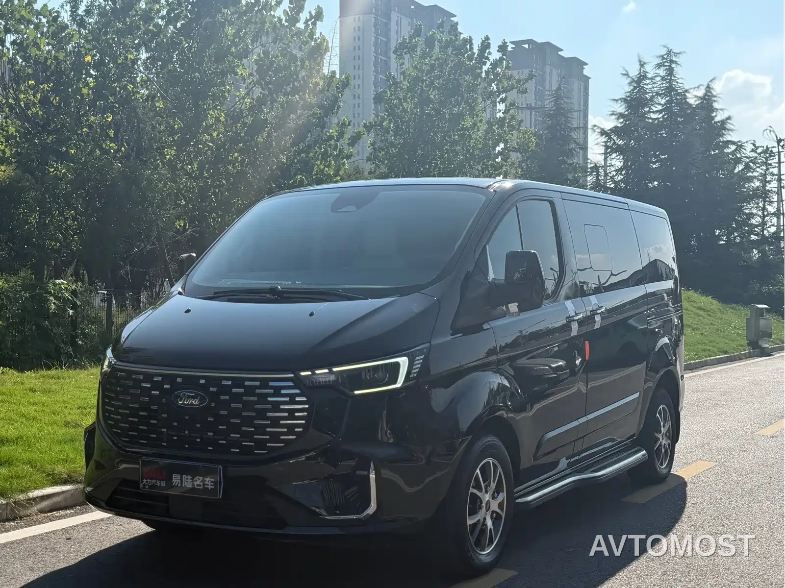 Ford Tourneo 2024 Model 2.0T Auto Supreme Plus Edition — фото 1