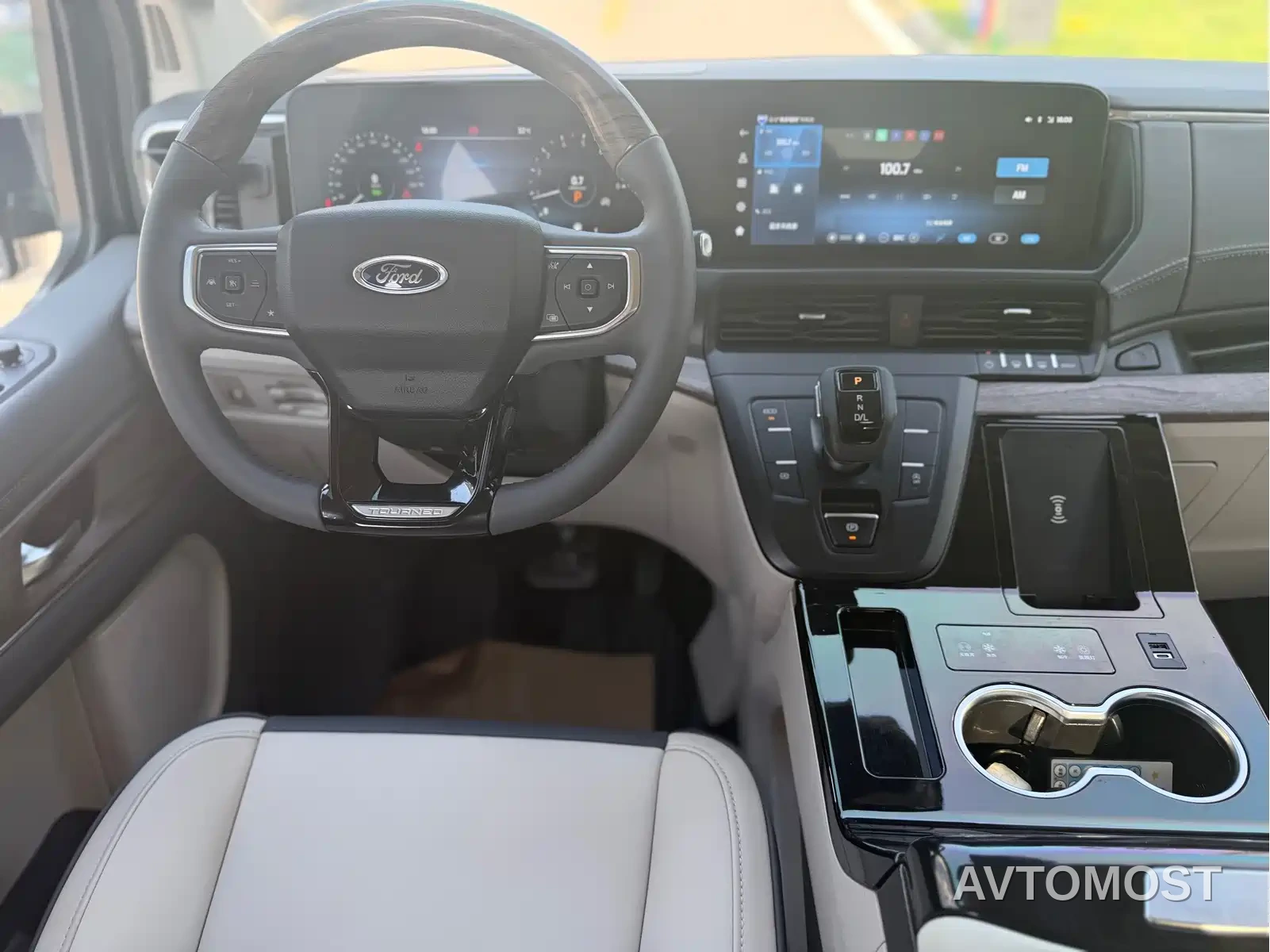Ford Tourneo 2024 Model 2.0T Auto Supreme Plus Edition — фото 8