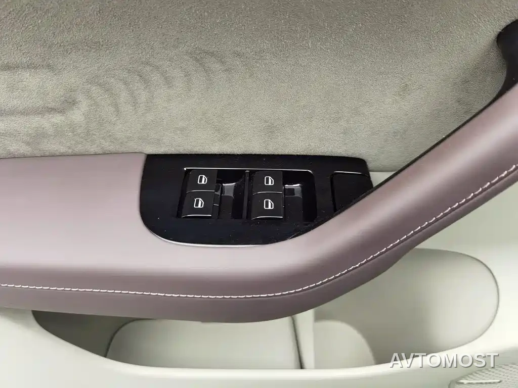 Leapmotor C11 2023 Range Extender 180 Comfort Edition — фото 8
