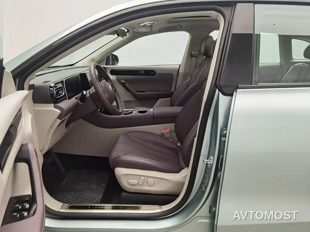 Leapmotor C11 2023 Range Extender 180 Comfort Edition — фото 9
