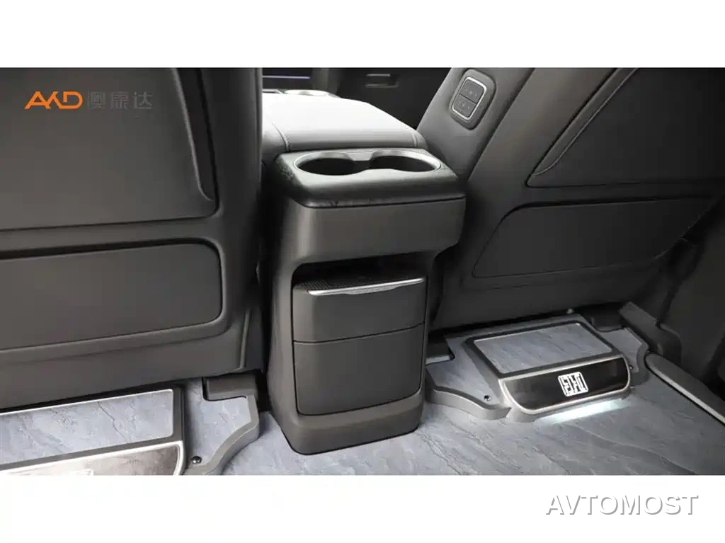 Buick GL8 2026 Luzun Premium Edition — фото 10