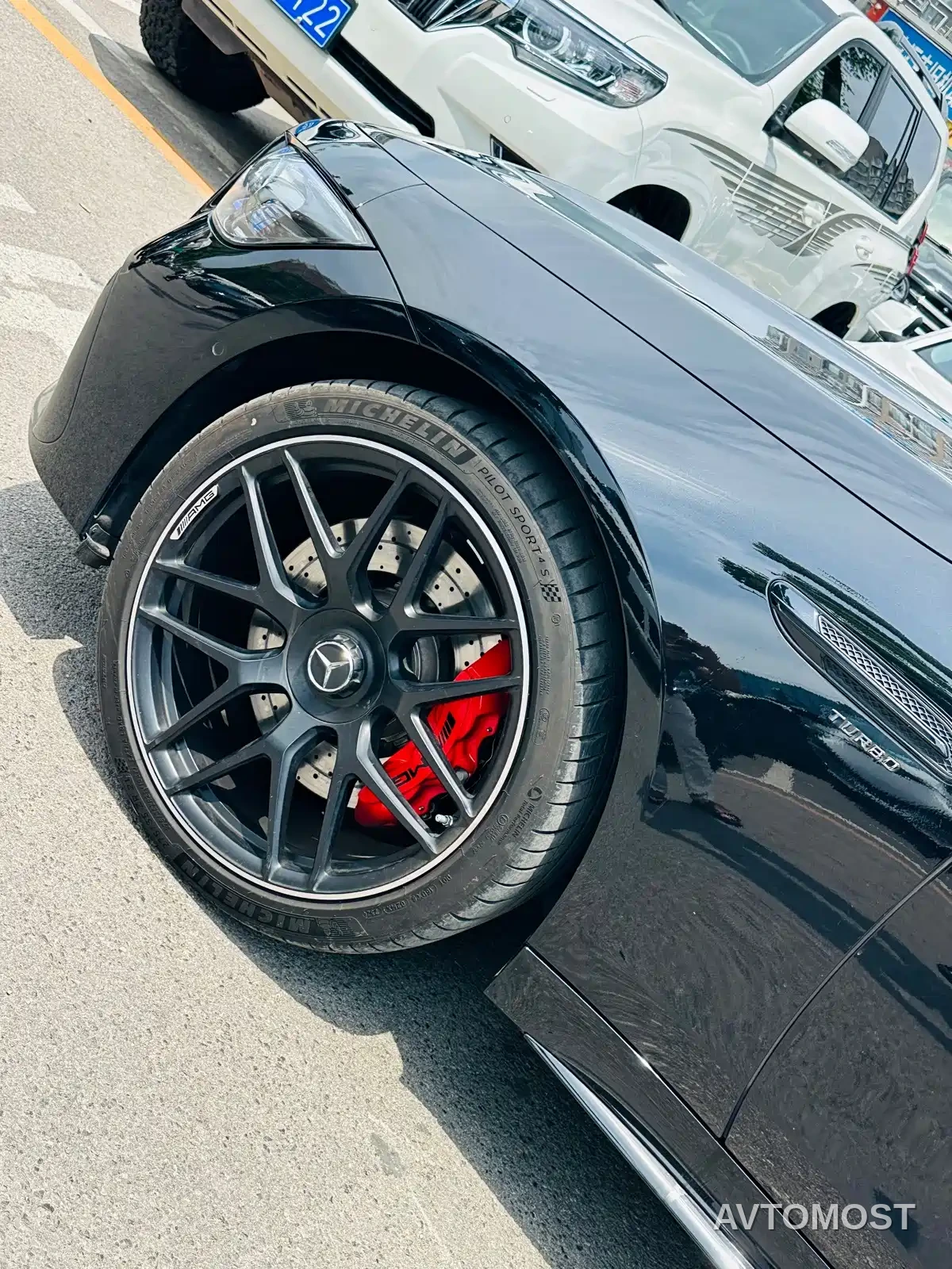 Mercedes-Benz AMG GT 2026 AMG GT 50 4-Door Coupe China Special Edition — фото 8