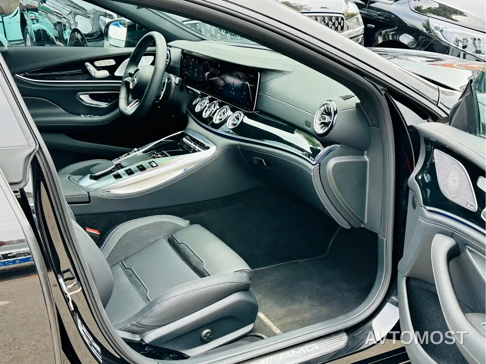 Mercedes-Benz AMG GT 2026 AMG GT 50 4-Door Coupe China Special Edition — фото 28