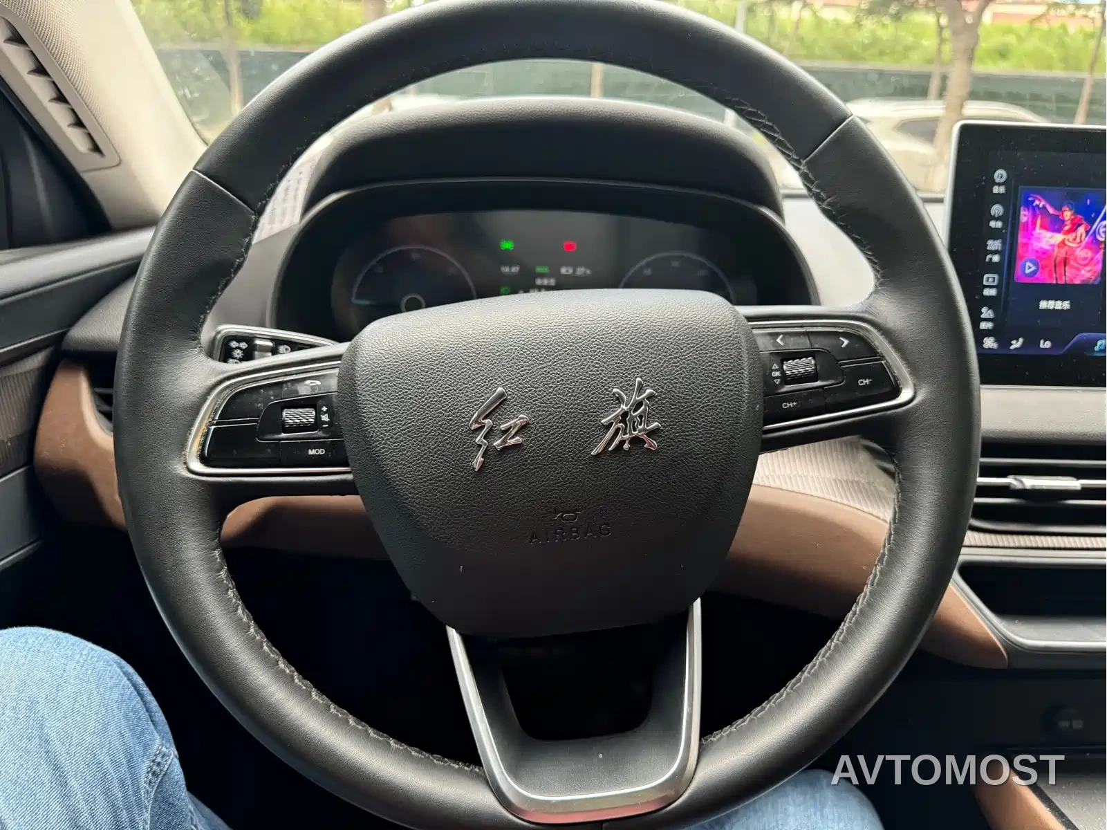Hongqi E-QM5 2021 Charging T3 Edition 4-Seater — фото 8