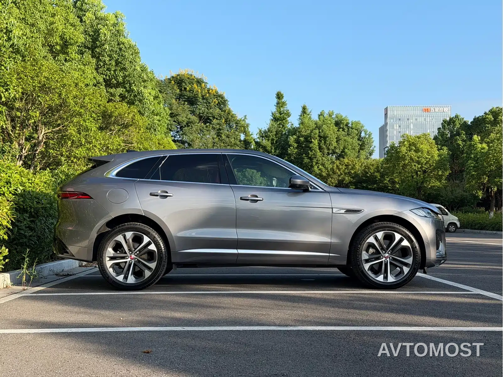 Jaguar F-PACE 2021 340PS R-Dynamic SE — фото 4
