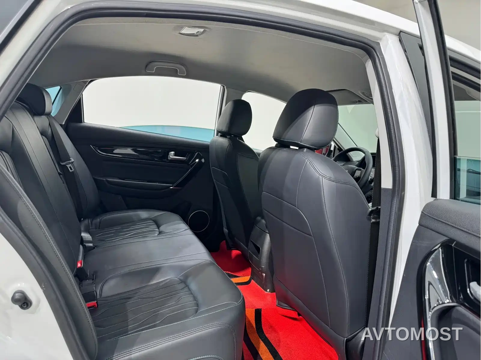 Dongfeng Fengxing S60EV 2024 Commercial Operation Model — фото 11